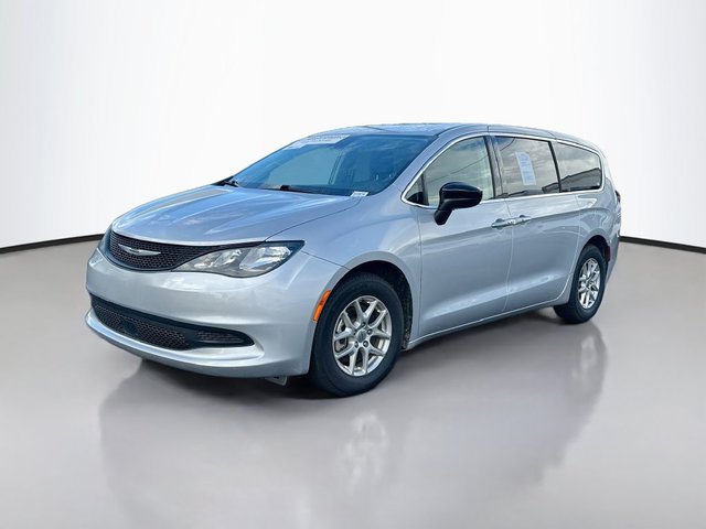 2024 Chrysler Voyager LX