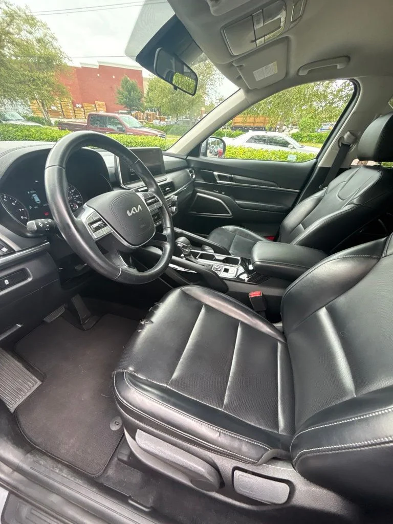 Used 2022 Silver Kia LX image 14