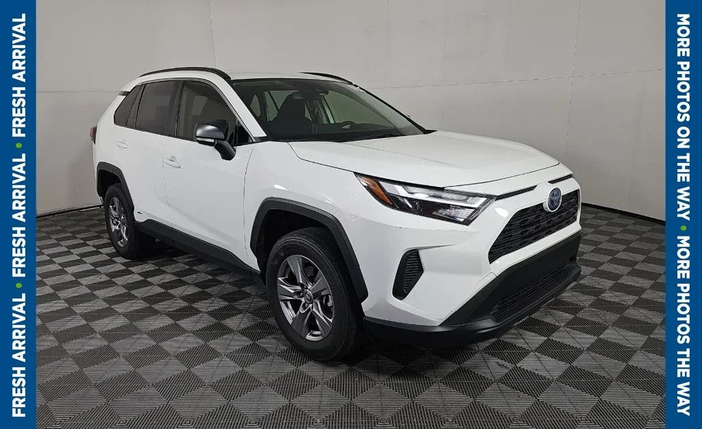 2023 Toyota RAV4 Hybrid LE AWD's photo