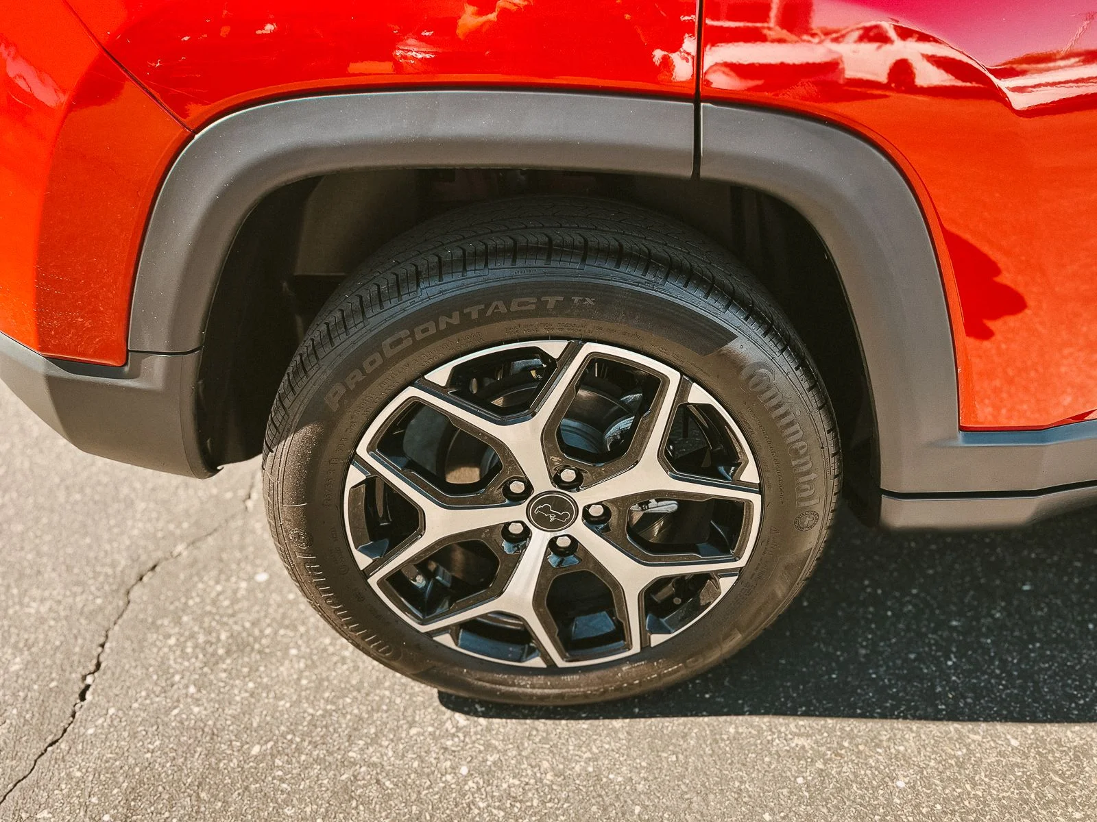 Used 2025 Red Jeep Limited image 10