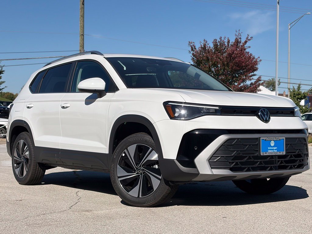 New 2026 Pure White Volkswagen 1.5T SE image 3
