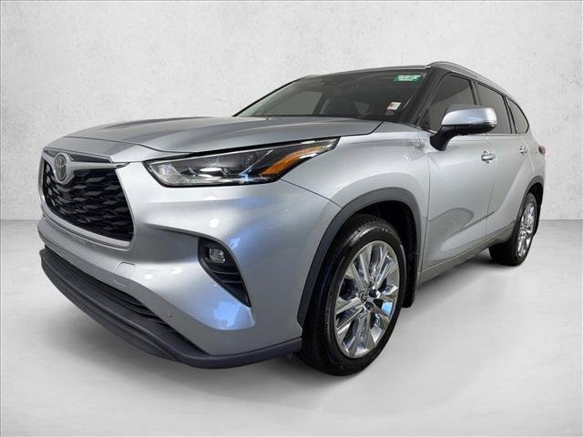 Certified Used 2020 CELESTIAL SILVER METALLIC Toyota  image 9