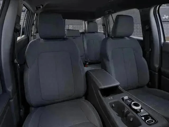 New 2026 Bright White Clear-Coat Exterior Paint Jeep Laredo image 21