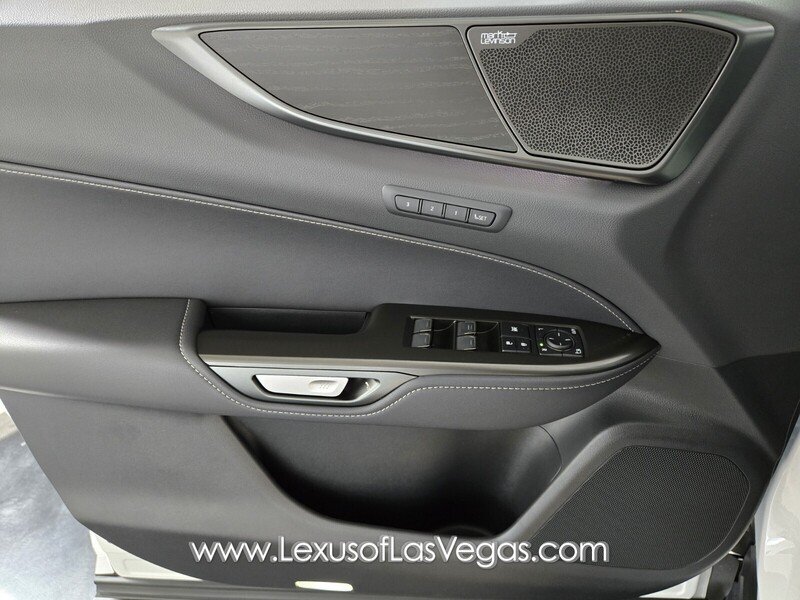 2026 Lexus NX 450h+ Luxury - Photo 16