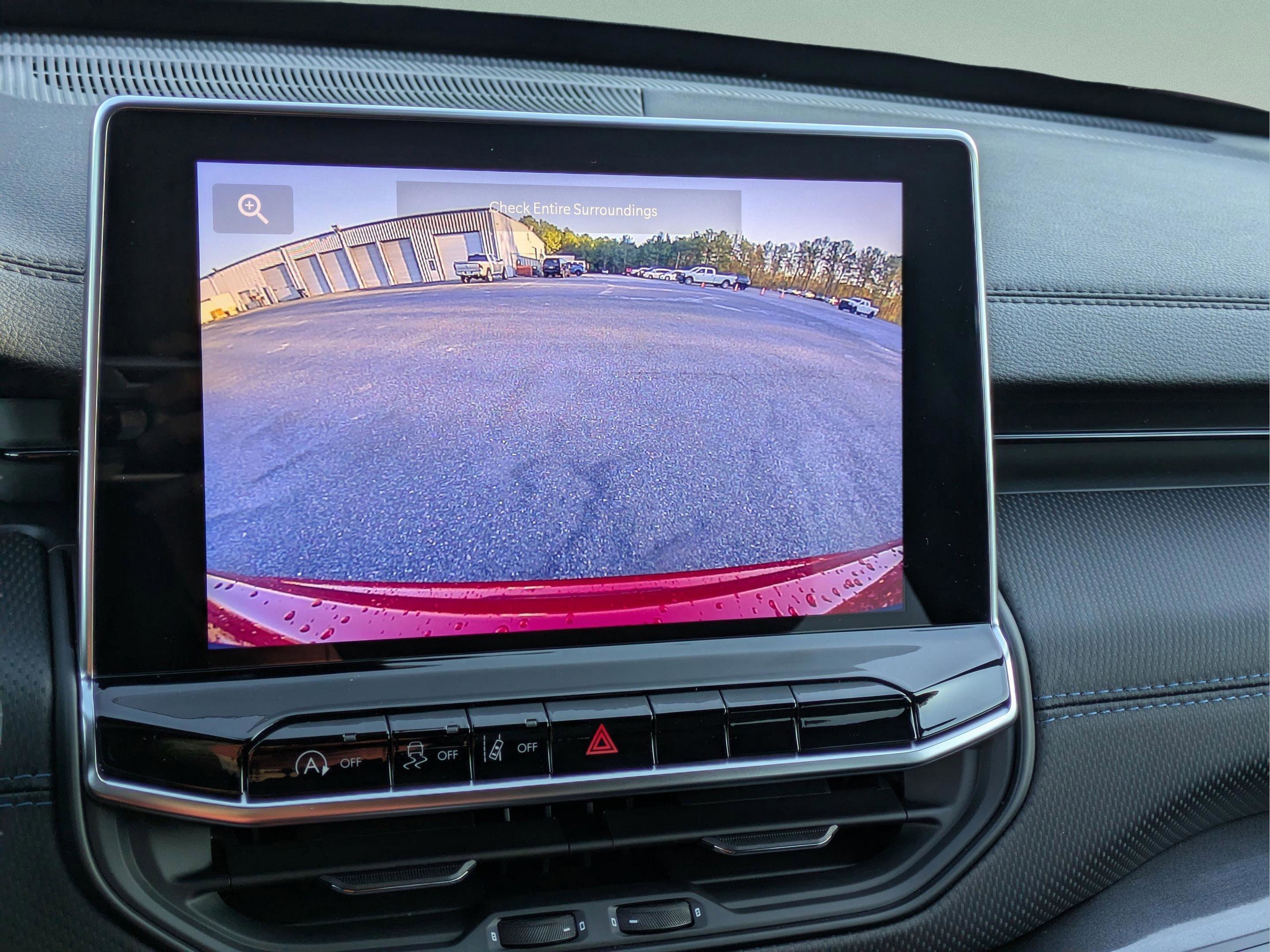 New 2026 Red Hot Pearlcoat Jeep Latitude Altitude image 21