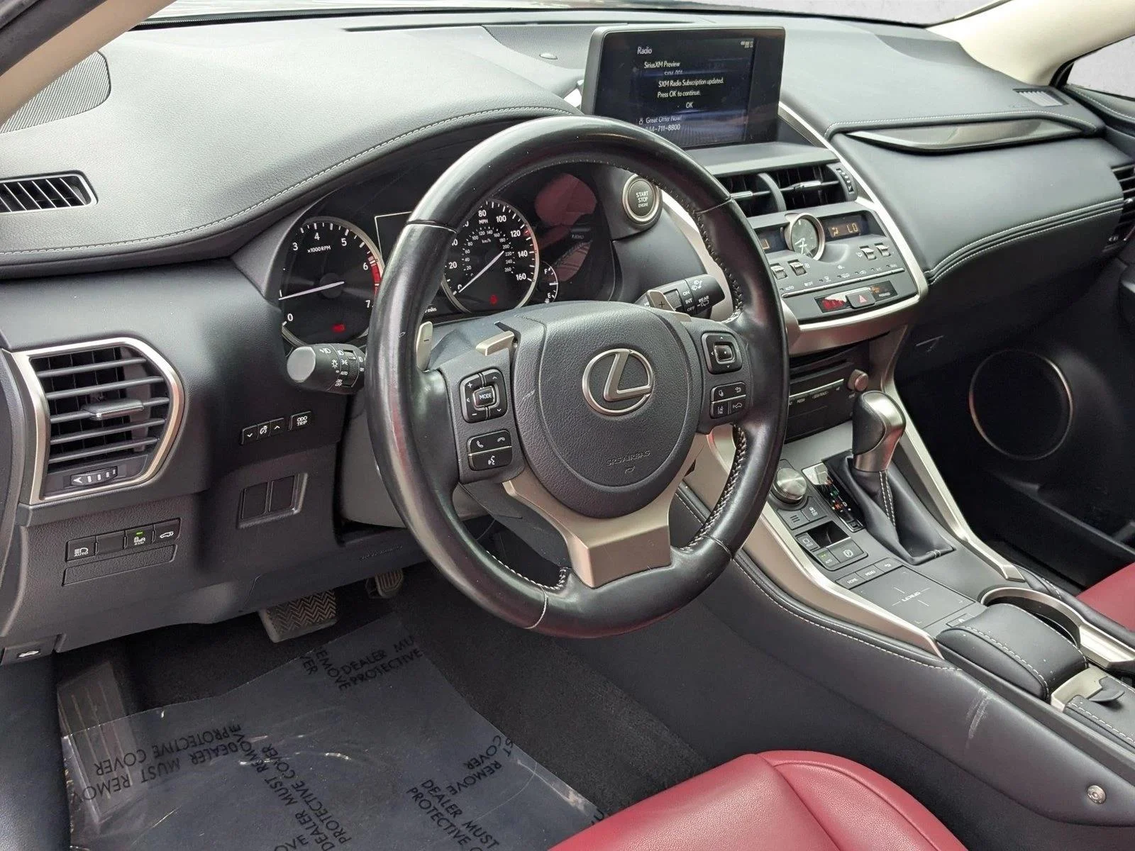 2021 Lexus NX 300 - Photo 10
