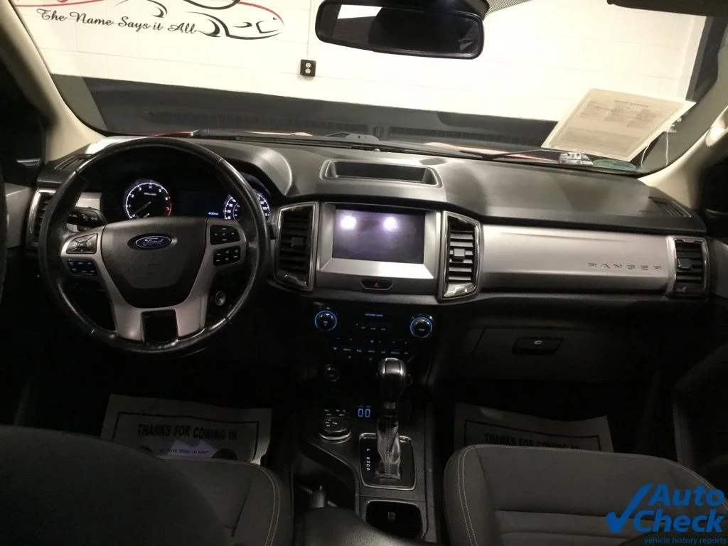 Used 2020 Red Ford XLT image 32