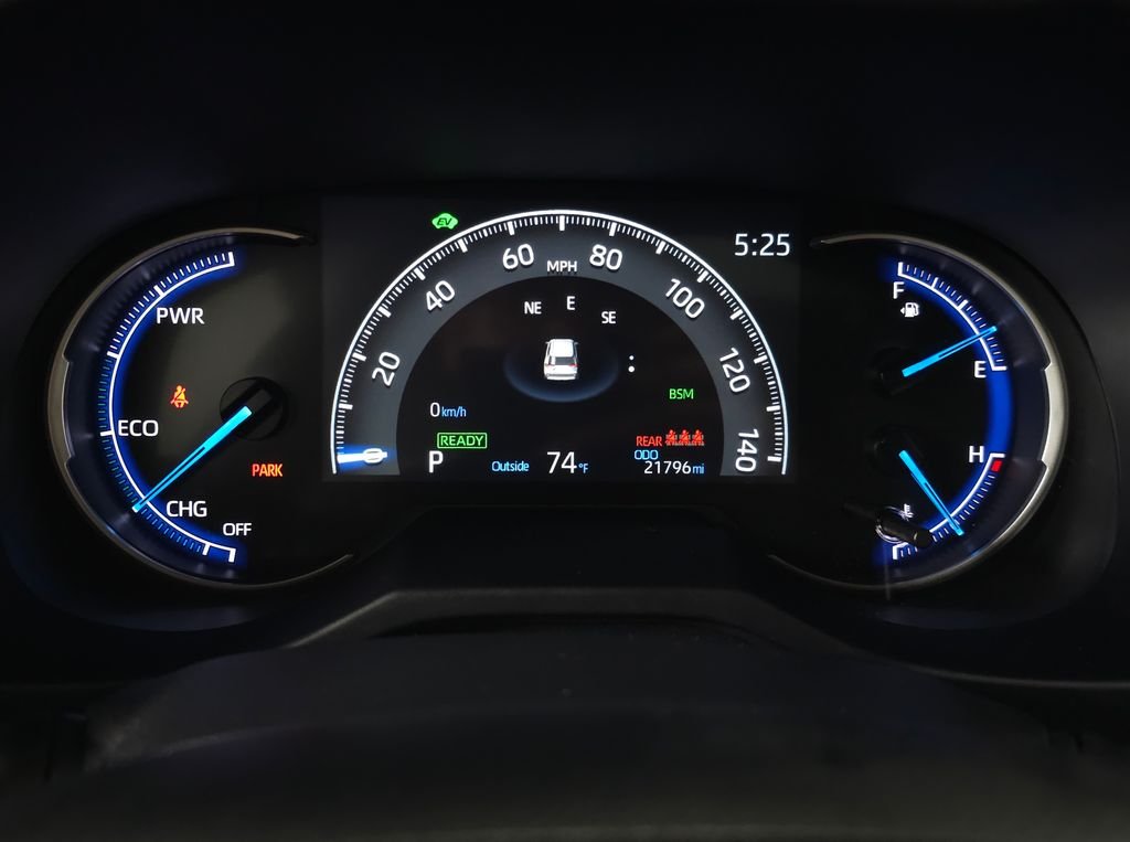 Used 2025 Magnetic Gray Metallic Toyota XLE image 22