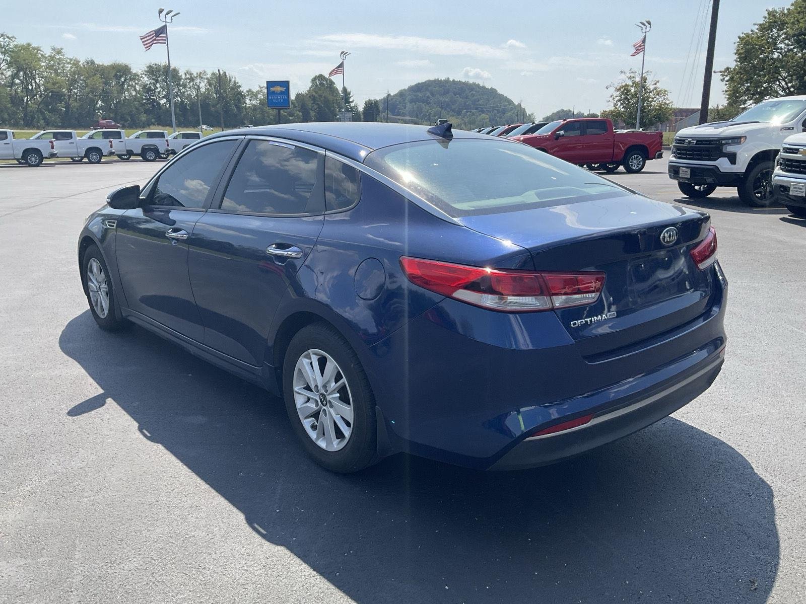 Used 2017 Horizon Blue Kia LX image 8