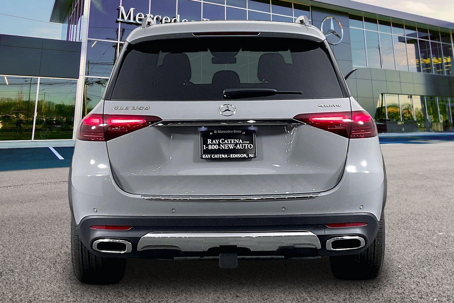 New 2026 MANUFAKTUR Alpine Grey Mercedes-Benz GLE 350 image 17