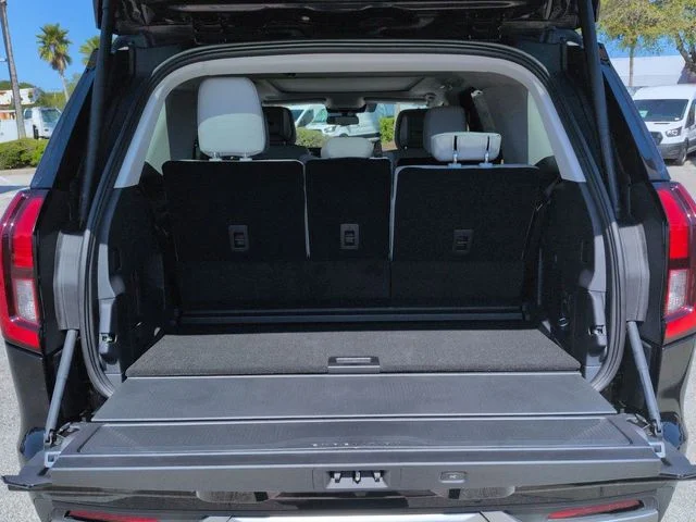 New 2026 Agate Black Metallic Ford Platinum® image 13