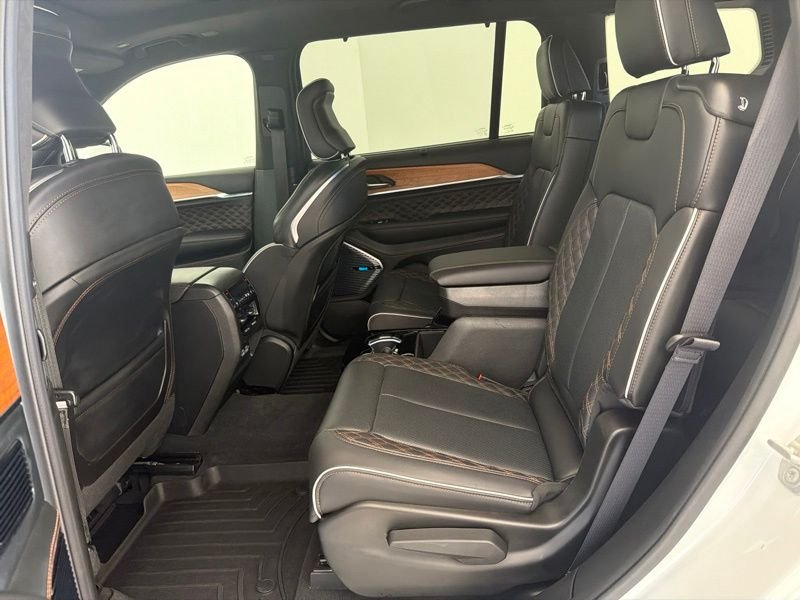 Used 2025 White Jeep Summit image 15