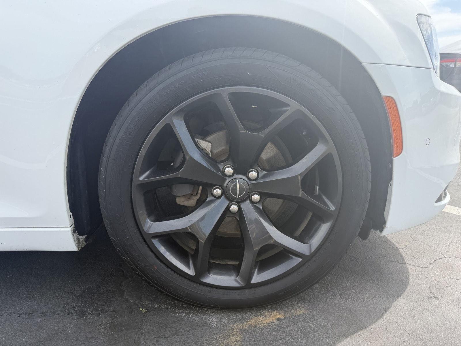 Used 2021 Bright White Clearcoat Chrysler 300S image 9