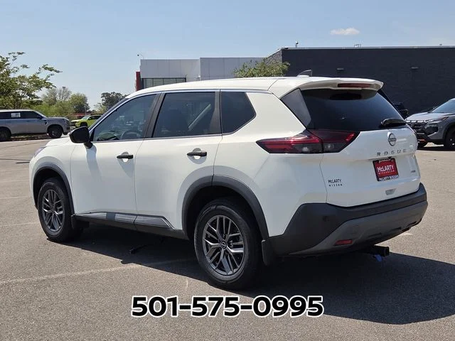 Used 2023 White Nissan S image 3