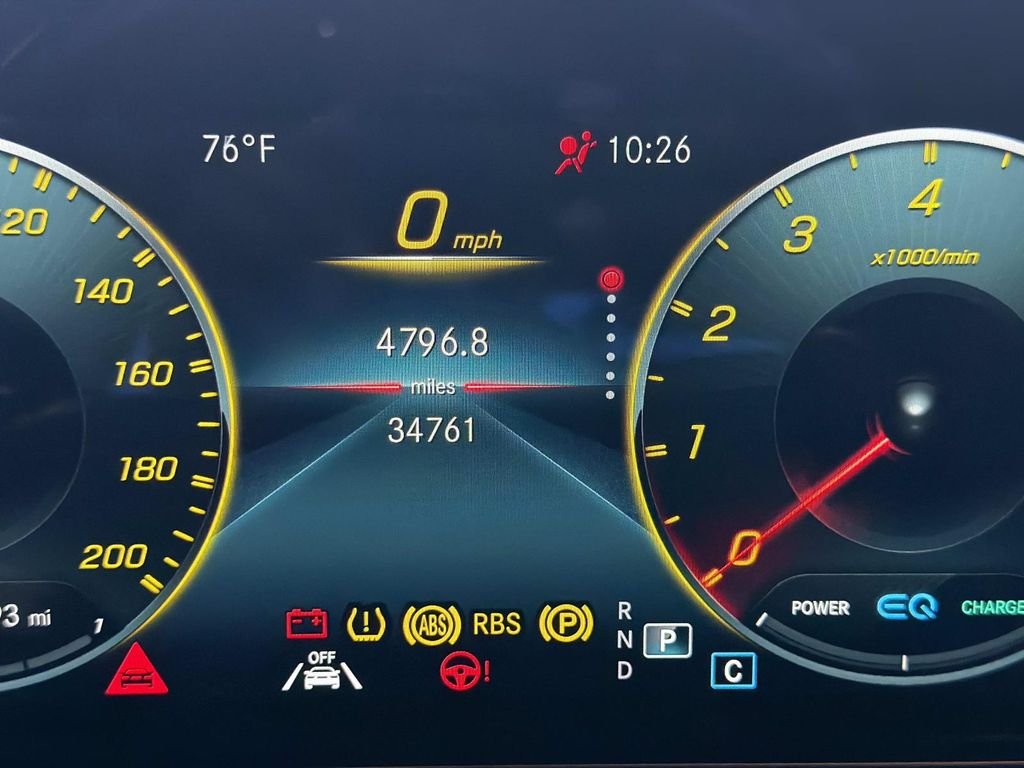 Certified Used 2021  Mercedes-Benz Base image 27