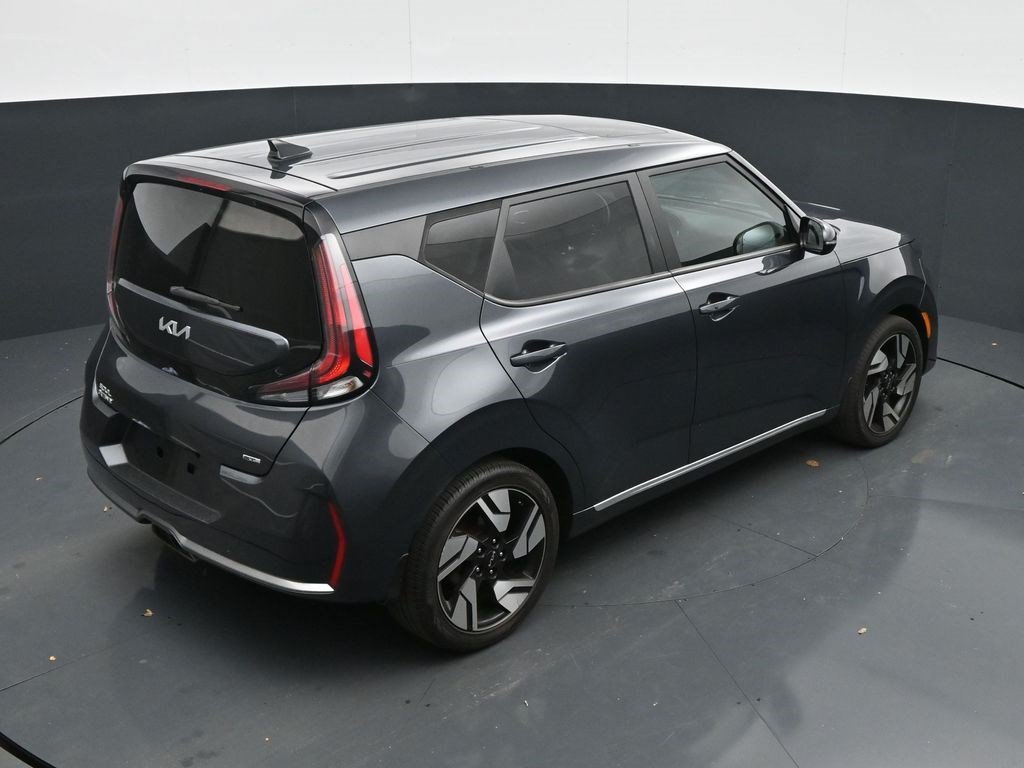 Used 2023 Gravity Gray Kia GT-Line image 23