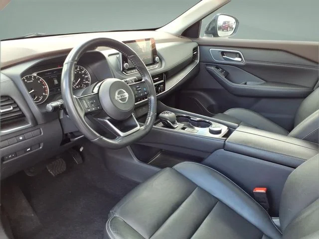 Used 2021 Black Nissan SL image 12