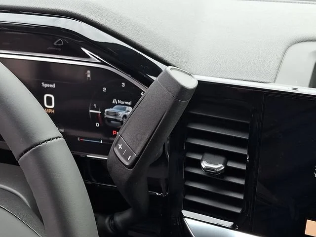 New 2026 Summit White GMC Elevation image 11