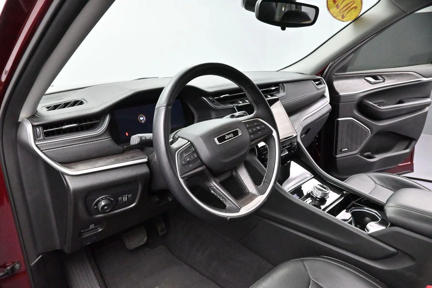 Used 2022 Red Jeep Limited image 17