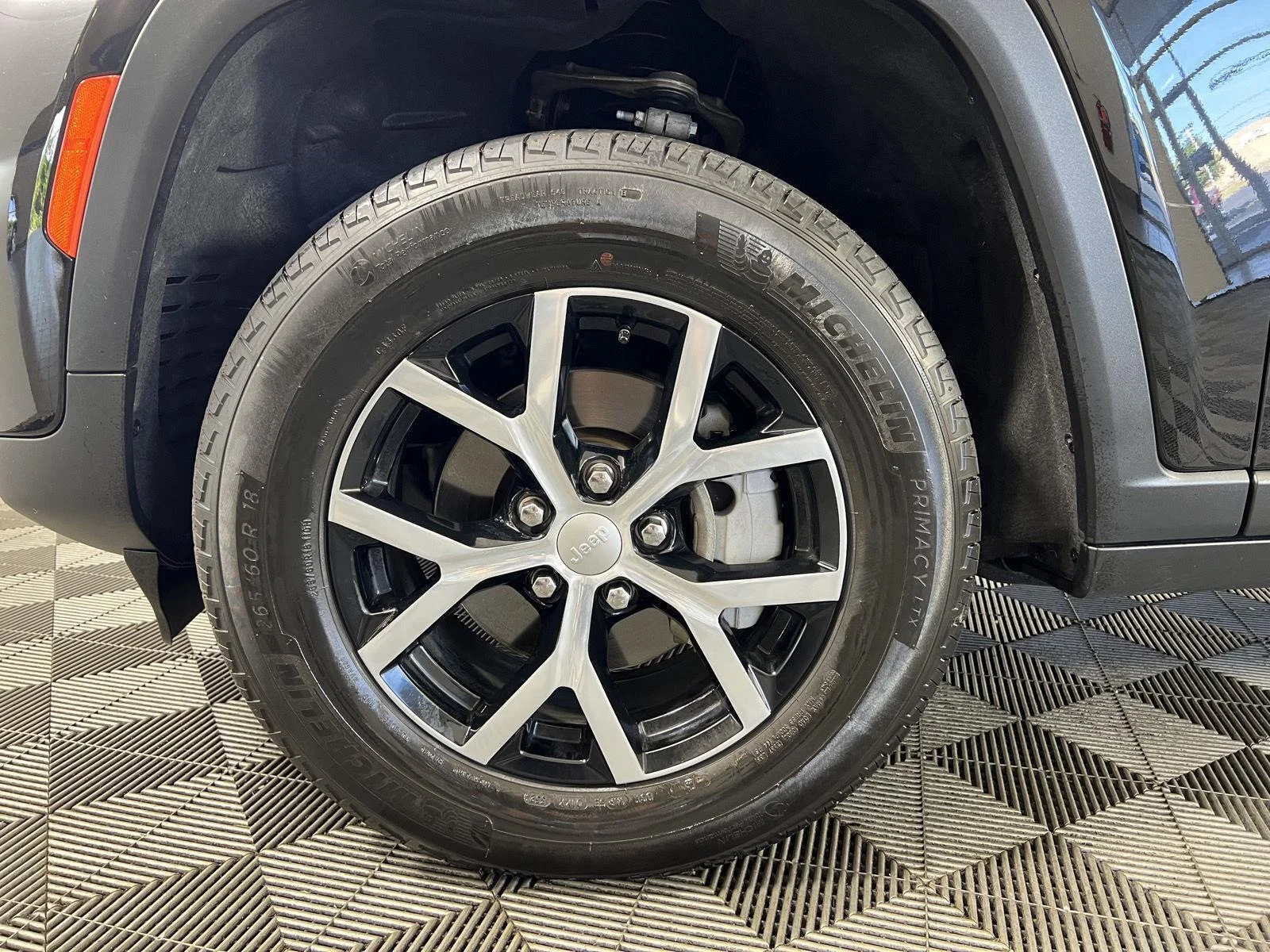 Used 2025 Bk Jeep Limited image 33