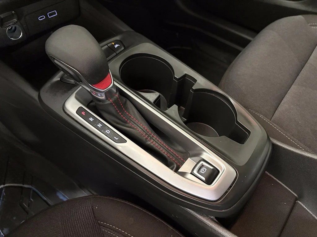 Used 2024 Red Chevrolet 1RS image 28