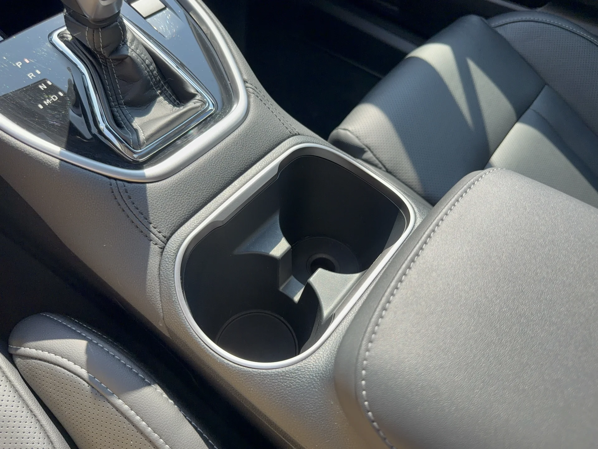 Used 2025 Crystal White Pearl Subaru Touring XT image 19