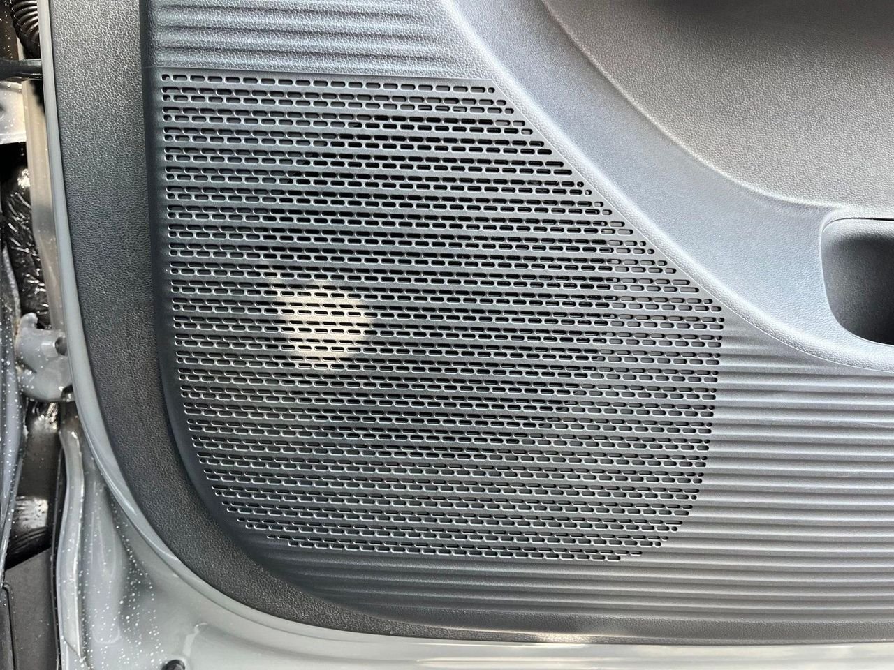 New 2027 Gray Hyundai SE FWD image 23