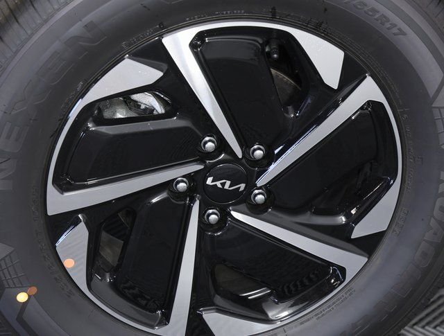 2025 Kia Sportage LX Hybrid - Photo 7