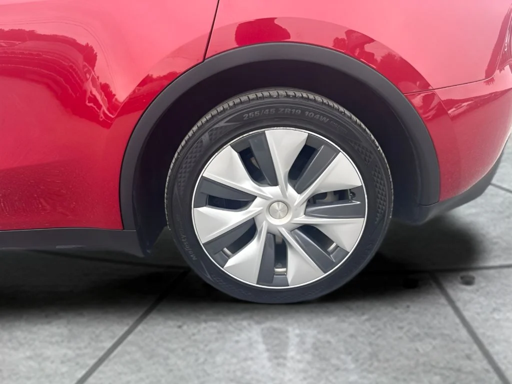 Used 2023 Red Tesla Long Range image 23