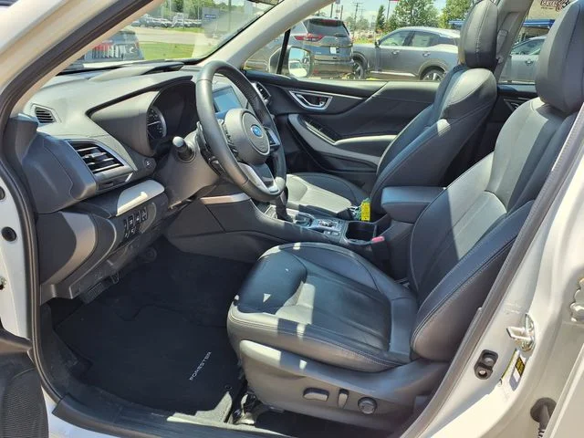 Used 2023 White Subaru Limited image 3