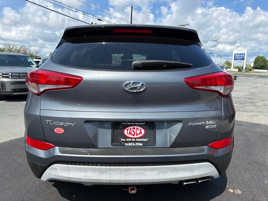 Used 2017 Gray Hyundai Sport image 6