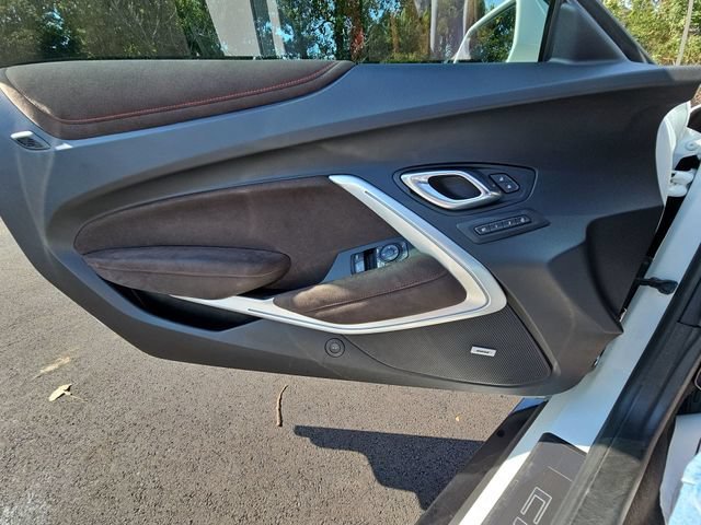 Used 2017 SUMMIT WHITE Chevrolet ZL1 image 24