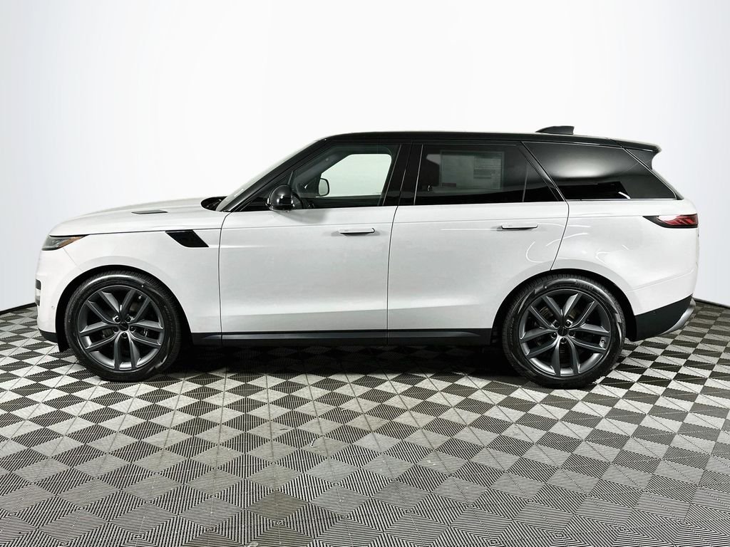 New 2026 Borasco Grey LAND ROVER SE image 8
