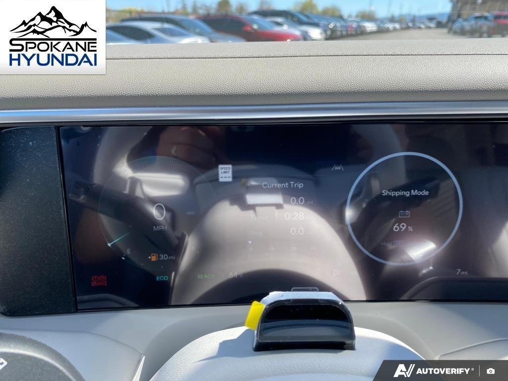 New 2026 Abyss Black Pearl Hyundai SEL Premium 7P image 18
