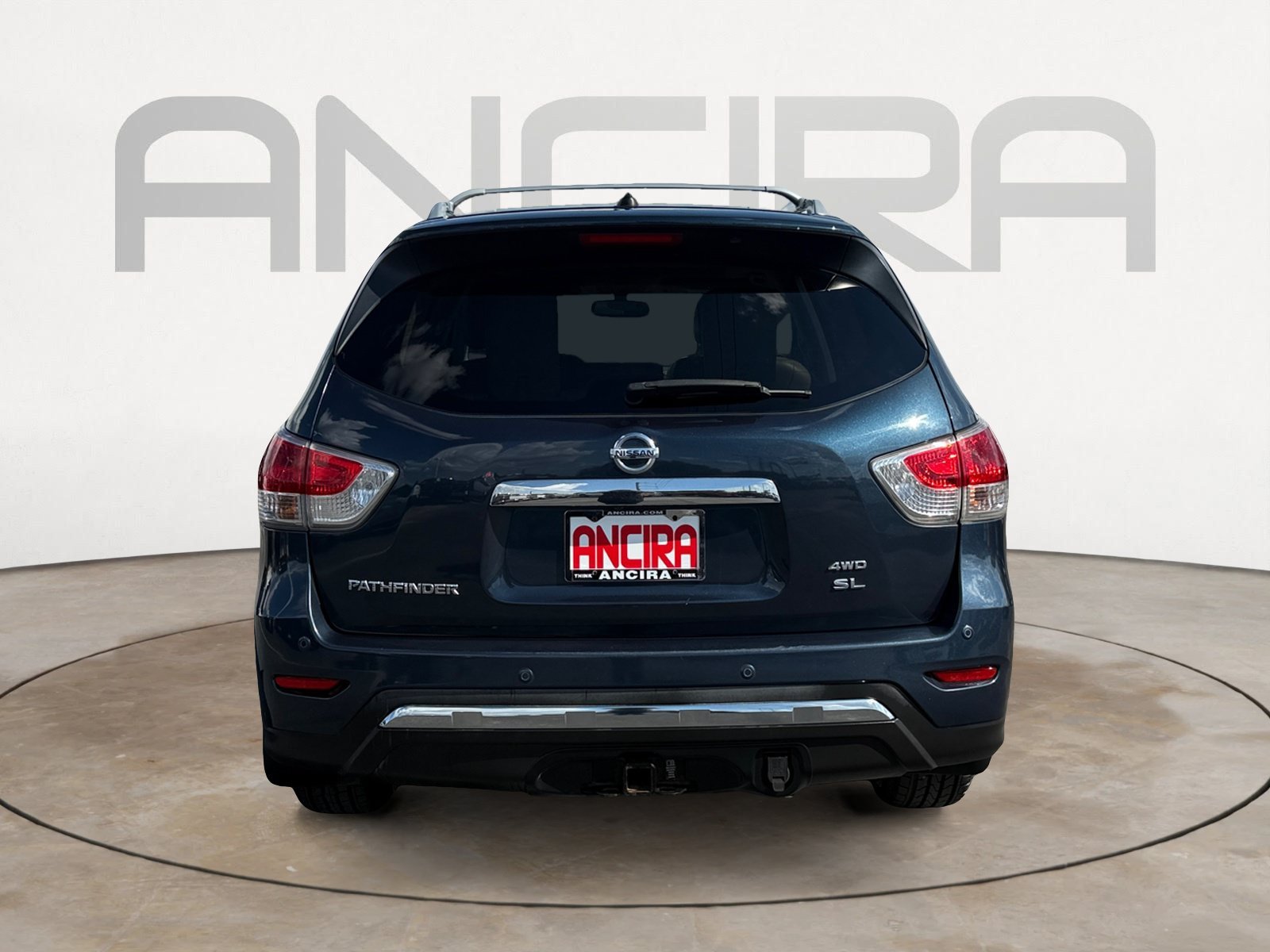 Used 2013 Arctic Blue Metallic Nissan SL image 6