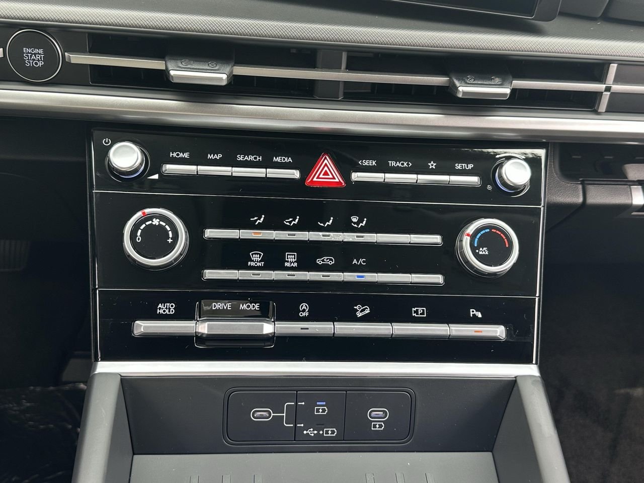 New 2026 Ecotronic Gray Hyundai SE image 28