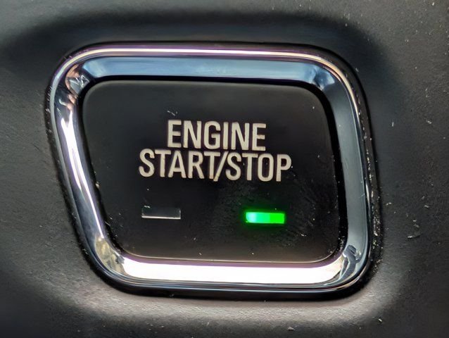 Used 2021 White GMC AT4 image 26