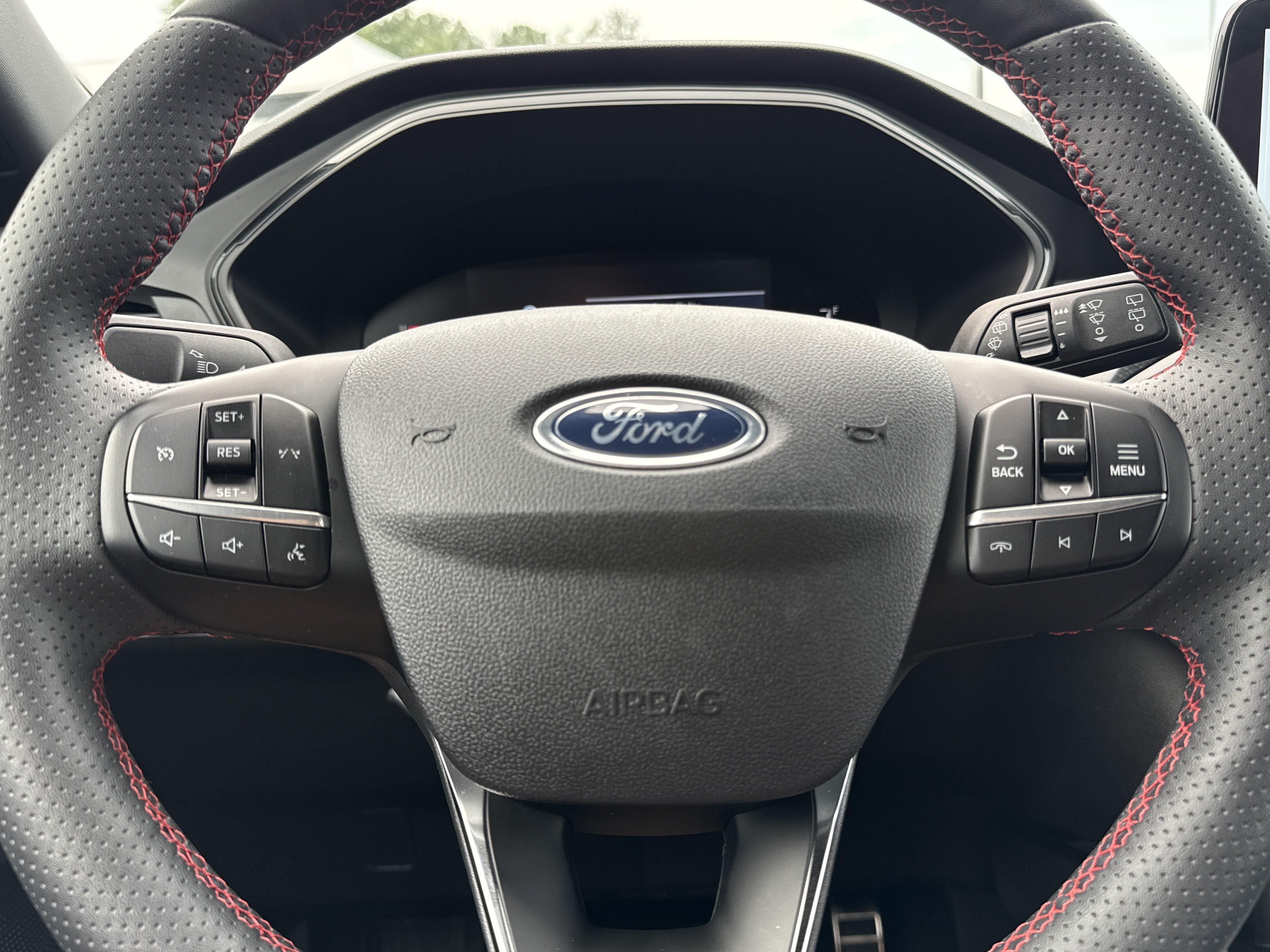 2024 Ford Escape ST-Line - Photo 23