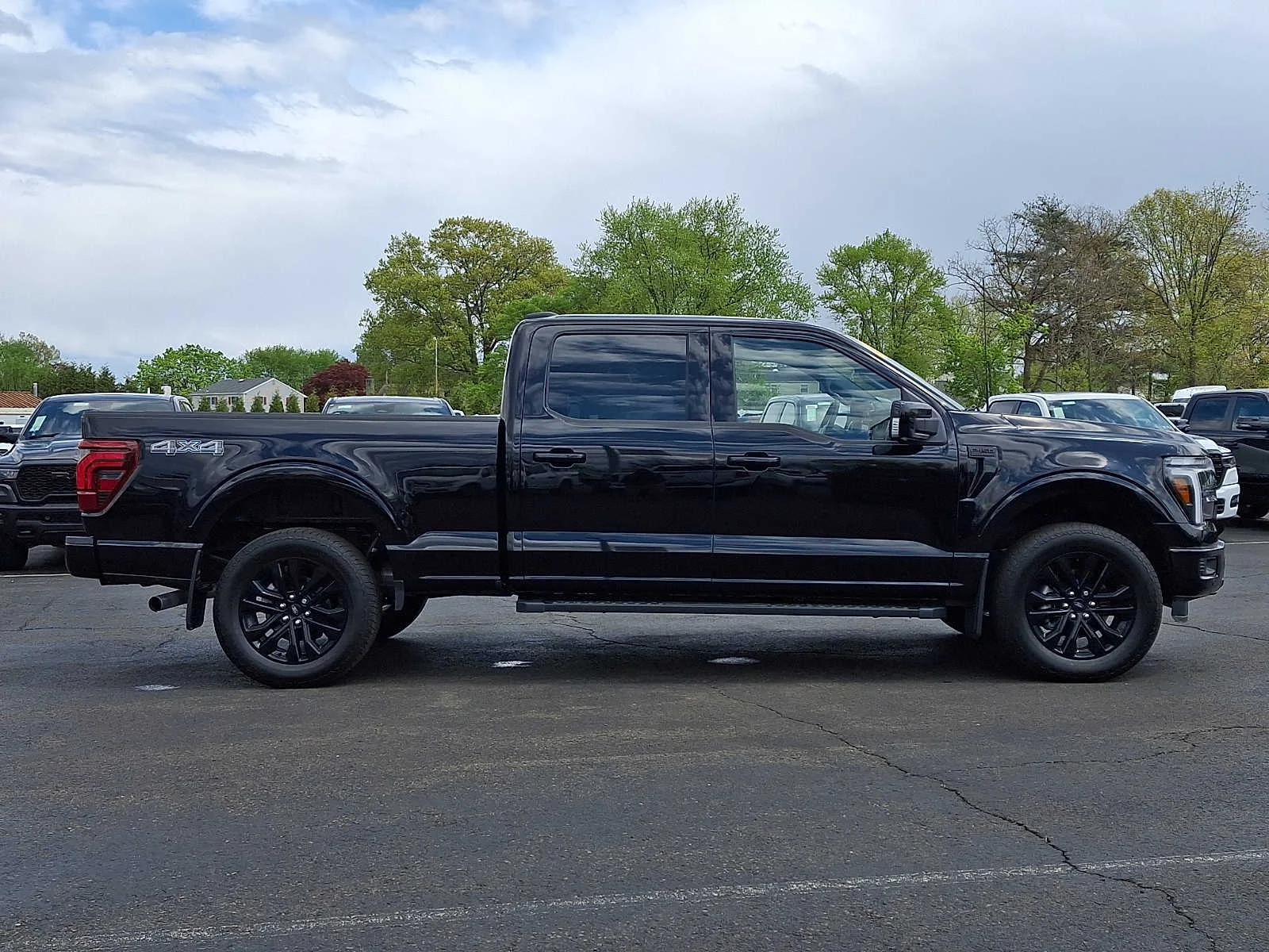 Used 2025 Agate Black Ford LARIAT image 7