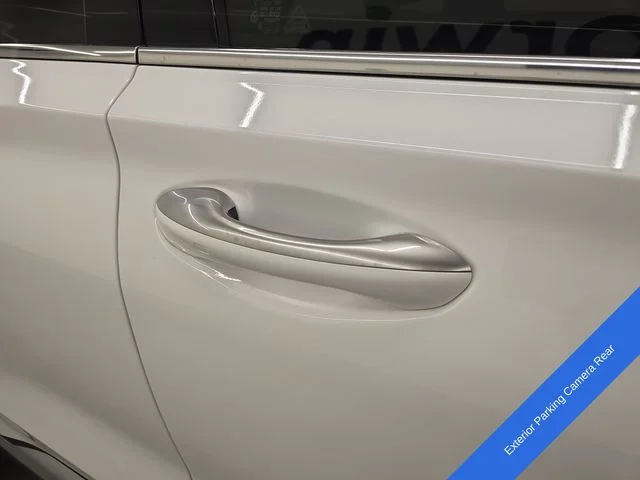 Used 2022 Quartz White Hyundai Blue image 8