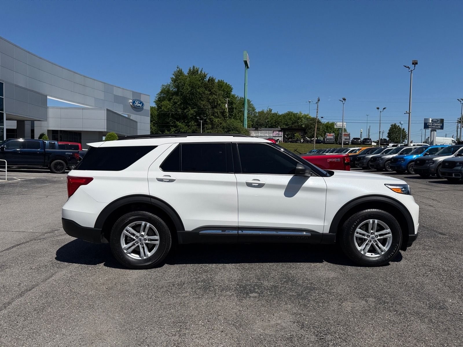 Certified Used 2023 White Metallic Ford XLT image 5