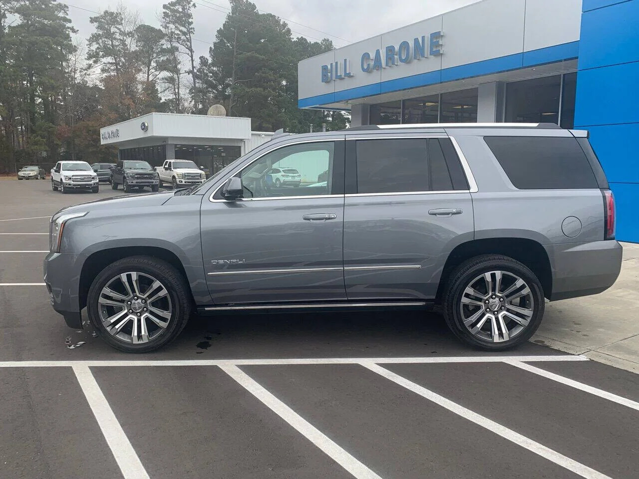 Used 2019 Gray GMC Denali 4x4 4dr SUV image 4