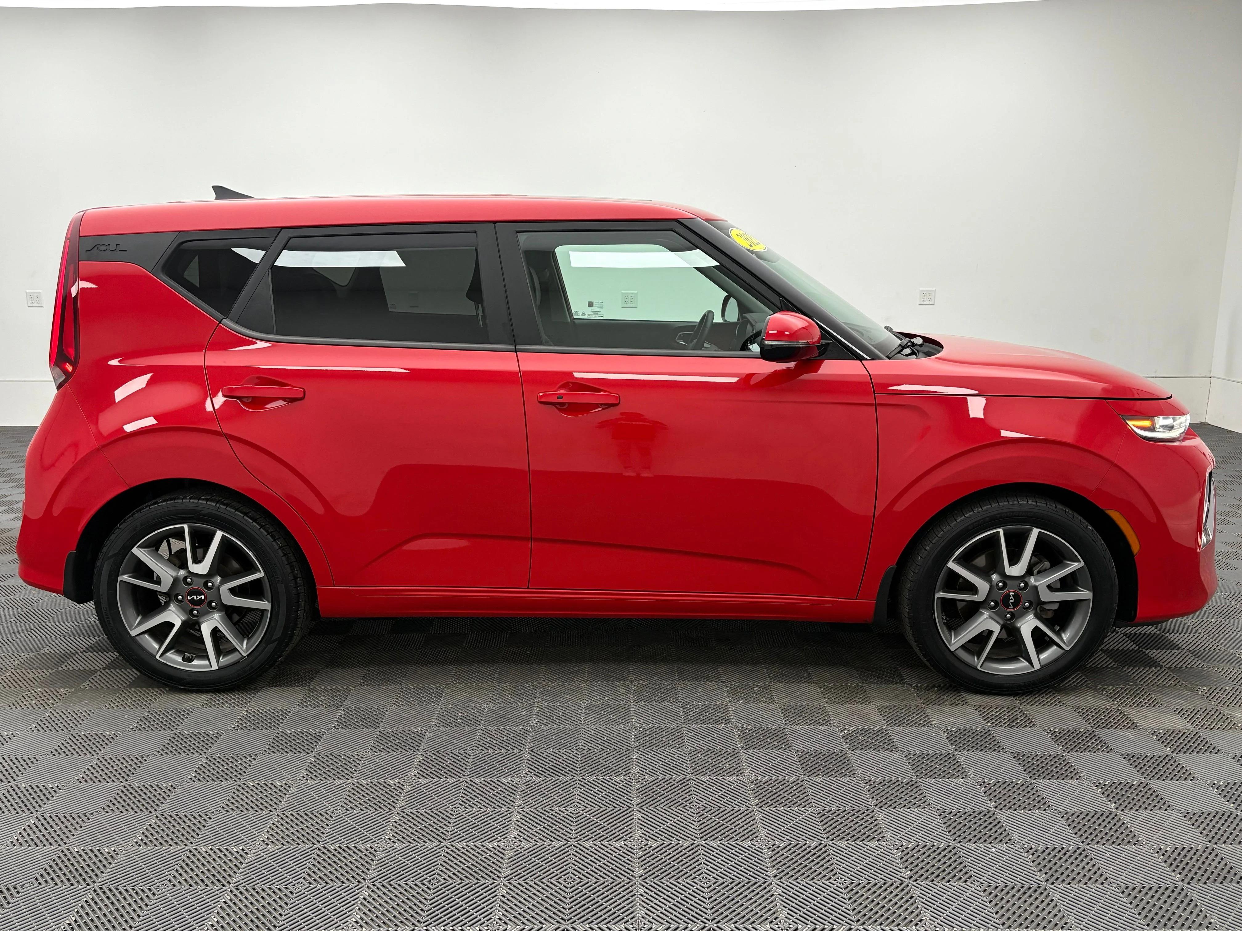 Used 2022 Inferno Red Kia Turbo image 7