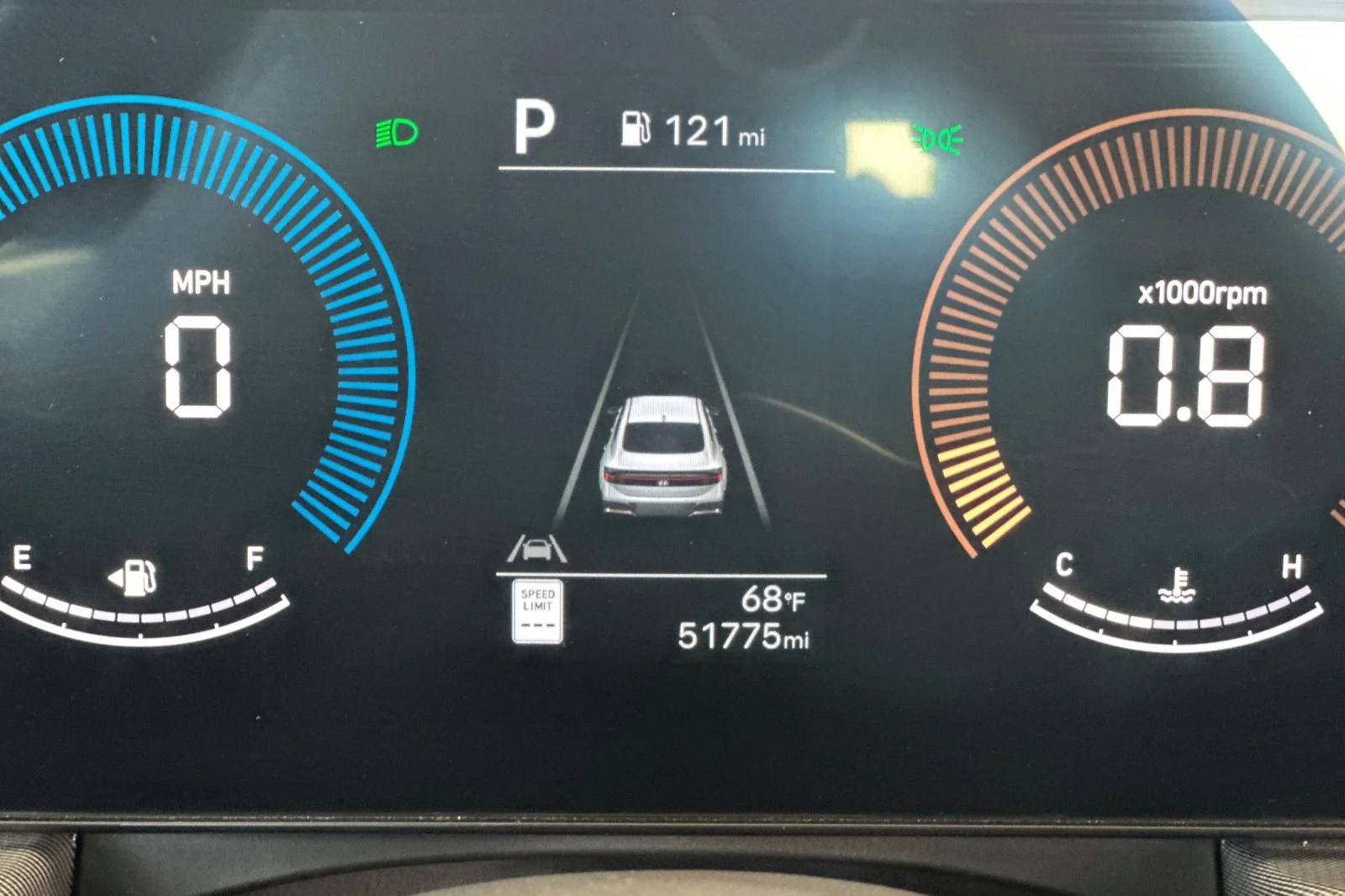 Used 2025 Black Hyundai SEL image 24