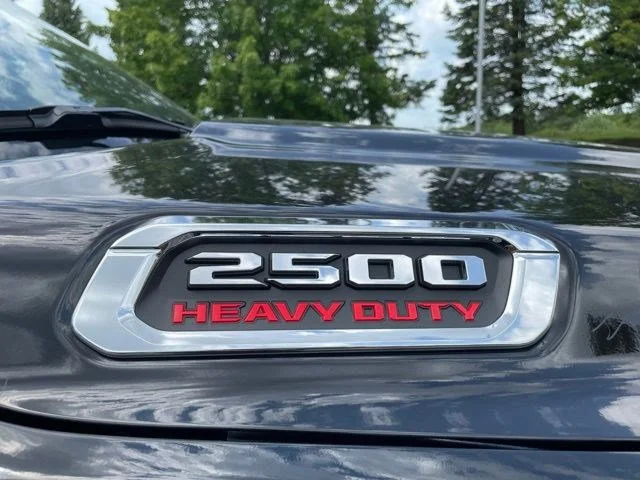 2025 RAM 2500 Laramie - Photo 9