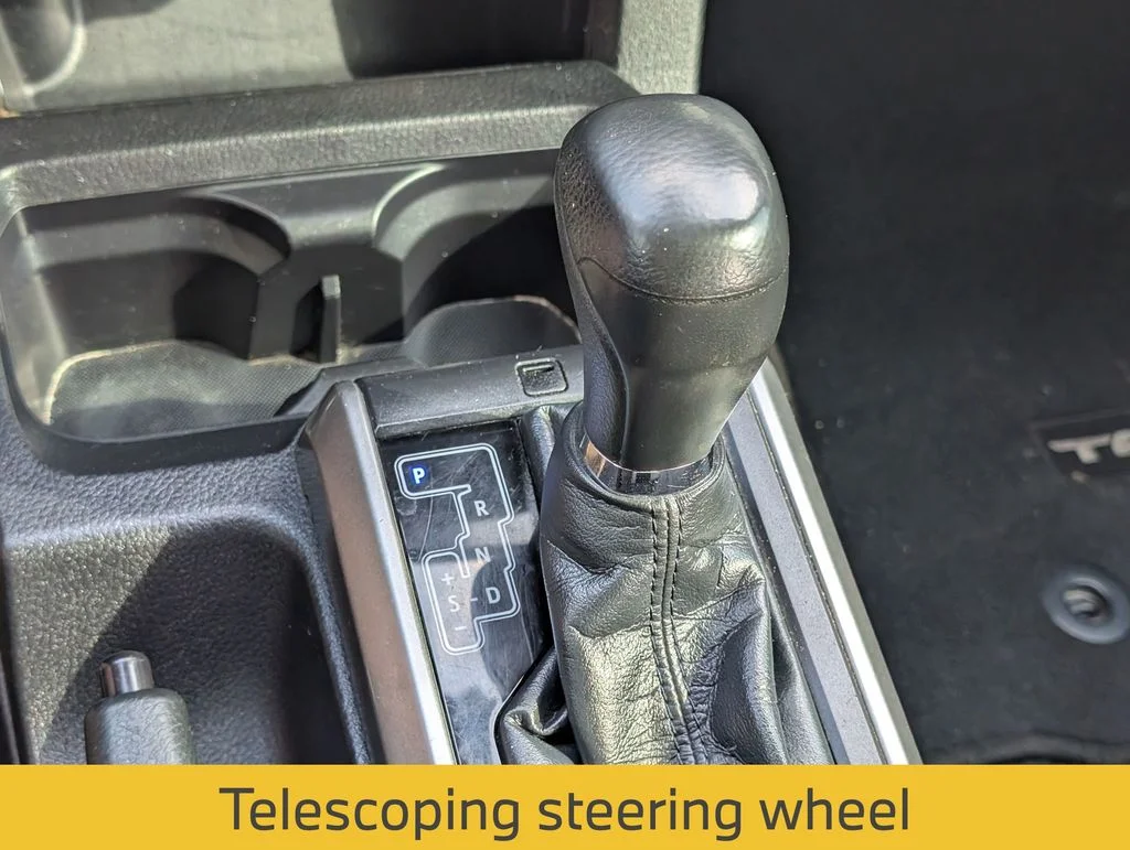 Used 2021 Silver Toyota SR5 image 22