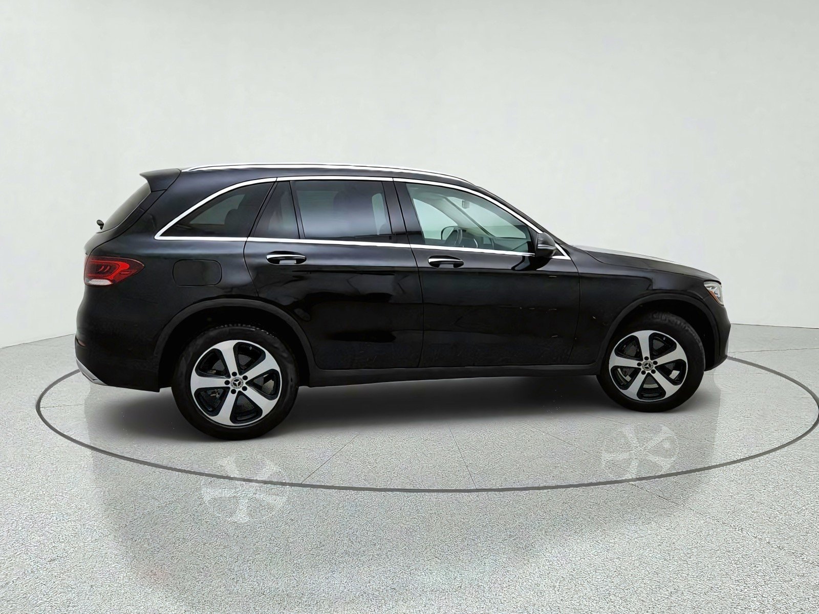 Used 2020 Black Mercedes-Benz GLC 300 image 7