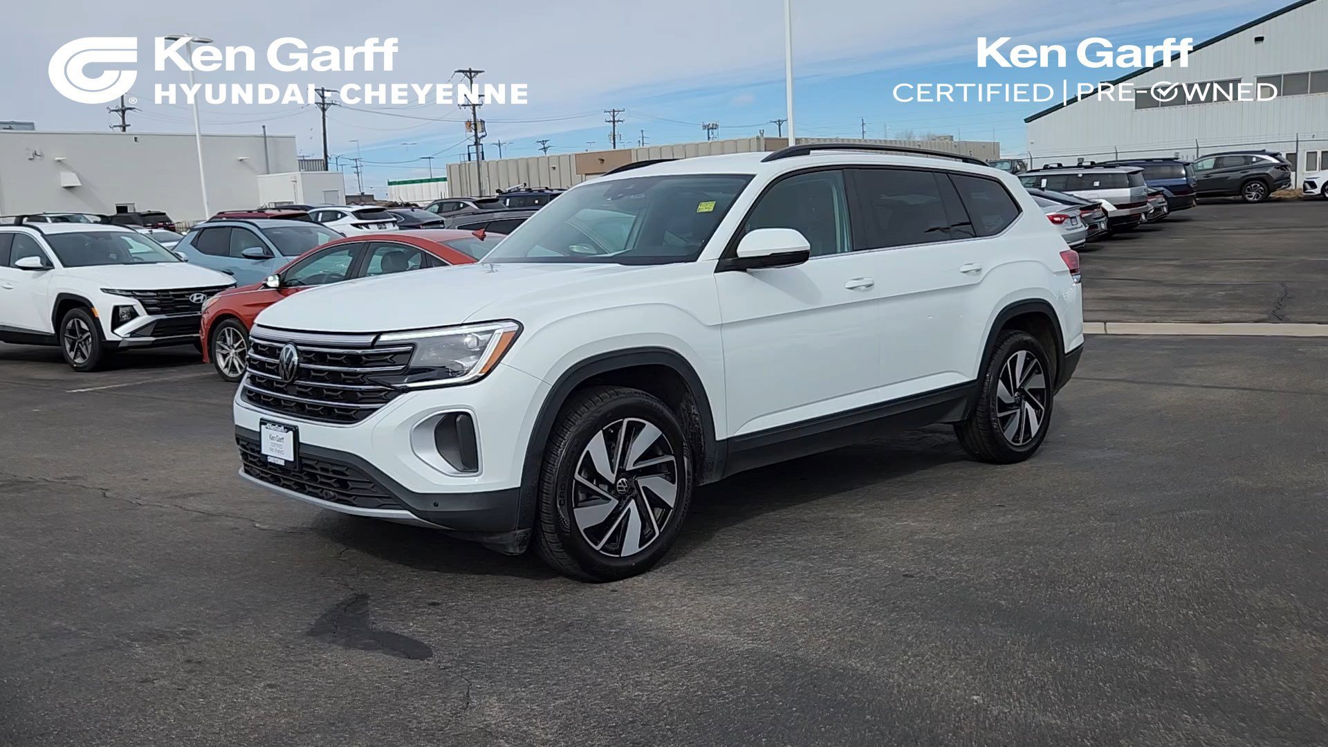 2025 Volkswagen Atlas SE w/Tech