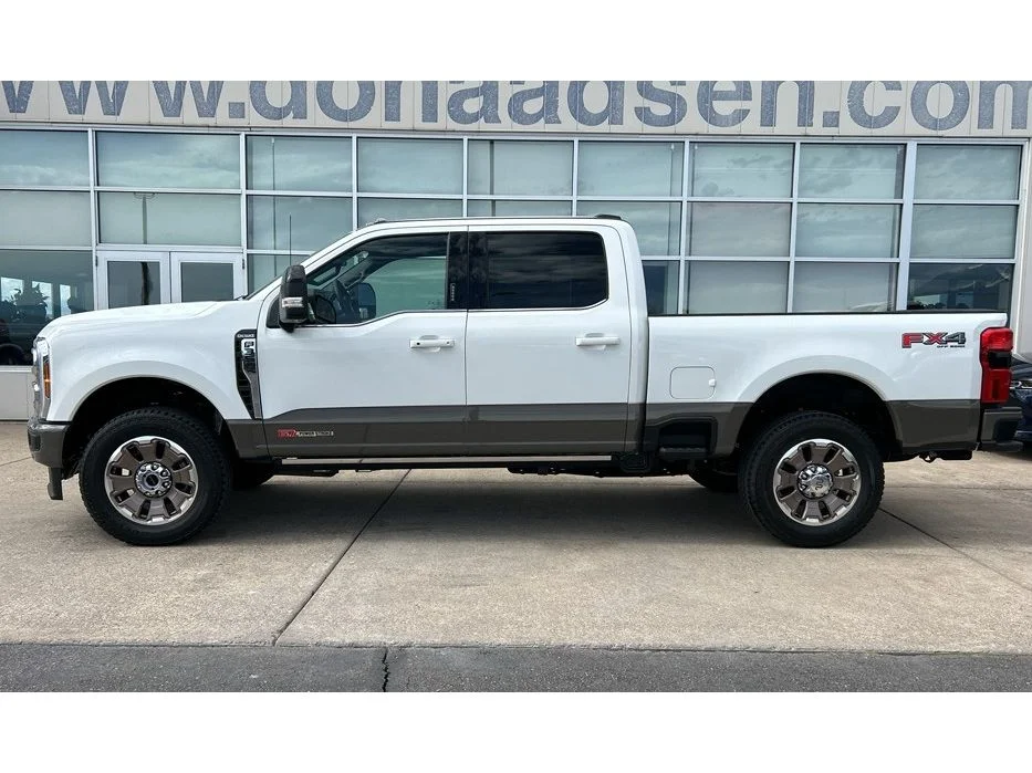 New 2026 Star White Metallic Tri-Coat Ford F-350® King Ranch® image 4