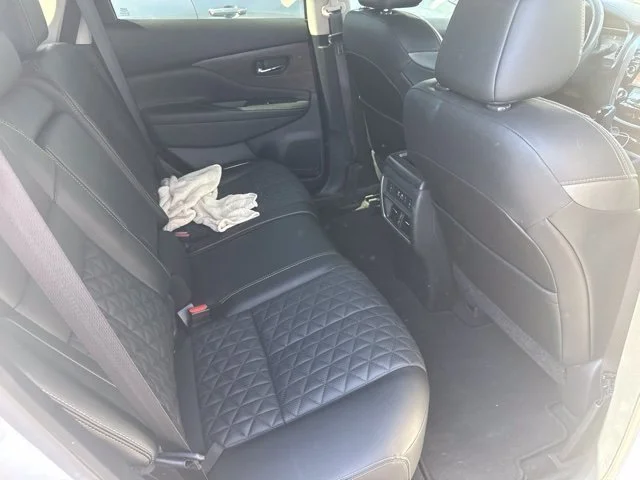 Used 2023 White Nissan Platinum image 25